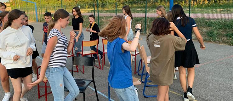 Supernova colonie de vacances jeux de groupe ados