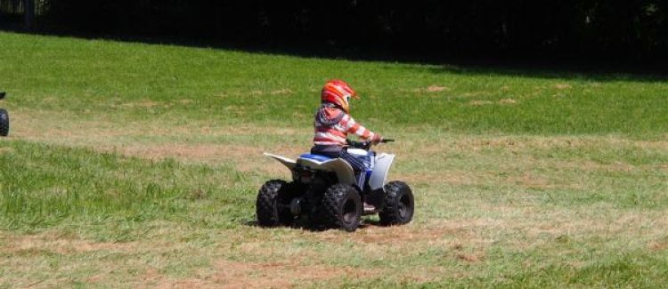 vacances enfant pilotes quad buggy moto