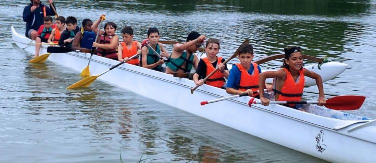 Supernova soleil océan et sensation pirogue hawaienne