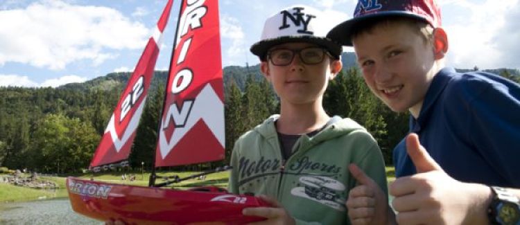 bateau radio commandé