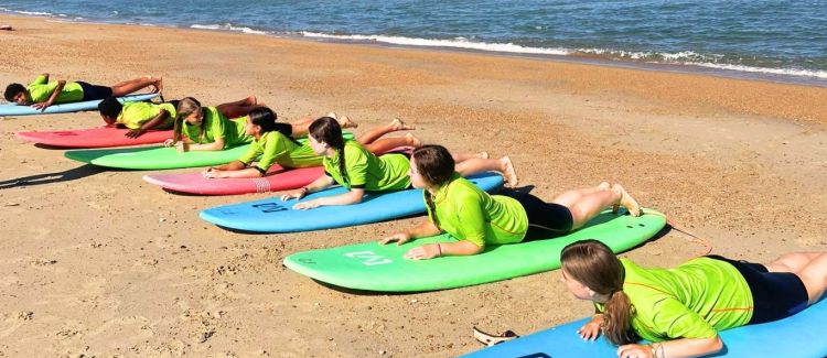 Supernova colonie ados pendant un stage de surf biarritz