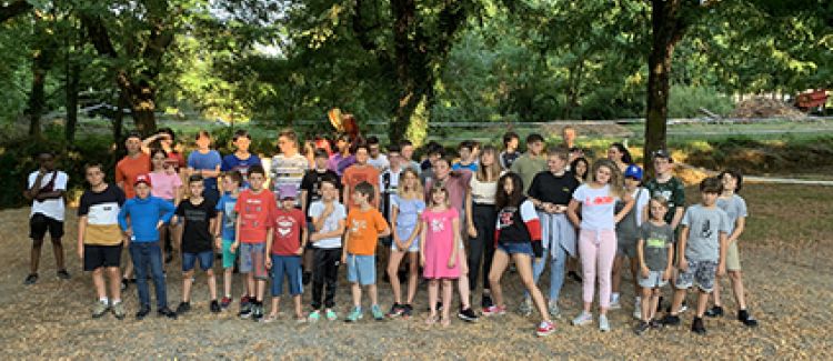 Supernova photo de groupe du camp d'escalade en ardèche