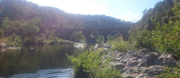 Supernova colonie de vacances en ardèche photo de la rivière