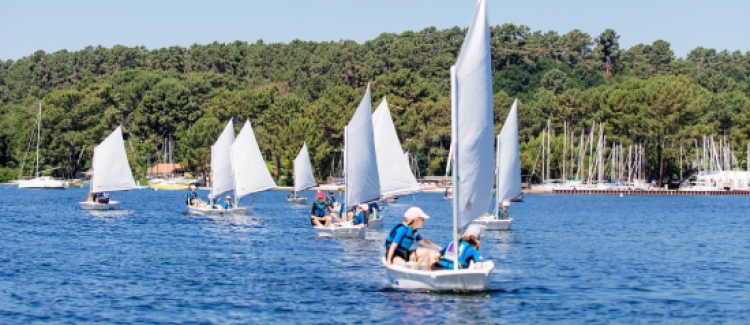 Optimist sur le bassin d'Arcachon