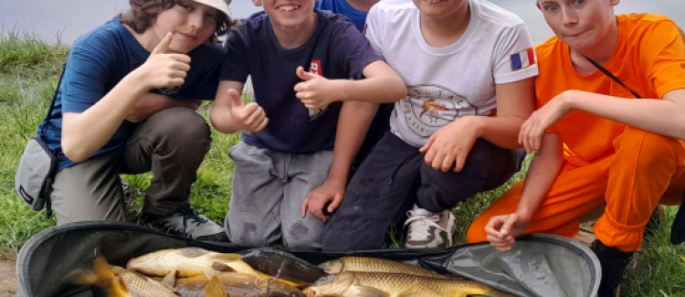 Pêche de la carpe method feeder