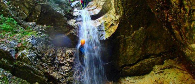 Canyoning